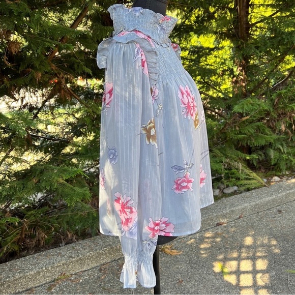 Walter Baker Grey Floral Sheer Ruffle Sleeve Blouse Smocking Size Small $158 EUC - Picture 1 of 10